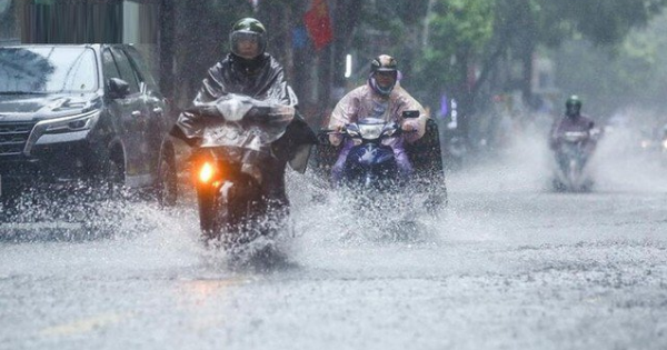 Dự báo thời tiết 7/5: Gió mùa Đông Bắc tràn về, miền Bắc mưa dông kèm lốc sét, nguy cơ lũ quét cao