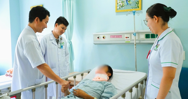 Người đàn ông liệt tứ chi sau cú ngã quỵ bởi căn bệnh hiếm gặp