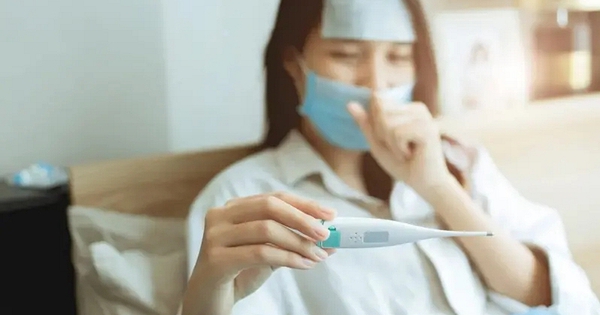 Người phụ nữ phổi toàn mảng trắng 