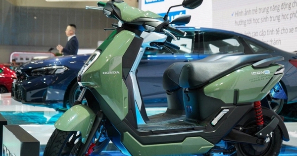 Xe máy điện Honda giảm kỷ lục gần 15 triệu đồng