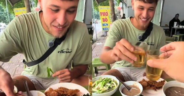 Khách Tây lần đầu thử lòng lợn, ngỡ ngàng vì cảnh 