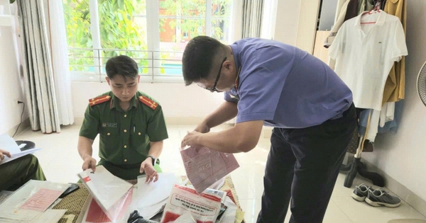 Thi hành lệnh khám xét nơi ở, bắt tạm giam cán bộ thuế Đào T