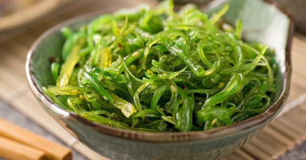 Đừng chỉ uống nước để giảm cân mùa hè: 5 thực phẩm