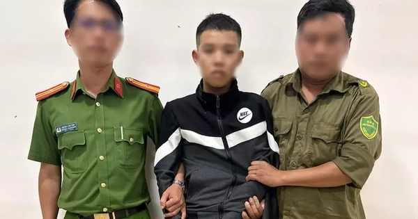 Bắt đối tượng mang kiếm tấn công cha ruột, ném "bom xăng" và