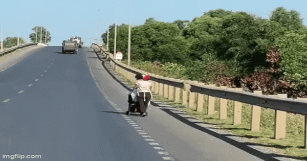 Người mẹ đi bộ từ Hải Phòng về An Giang cùng 2 trẻ nhỏ giữa cái nắng bỏng rát: Hành trình chưa dừng lại