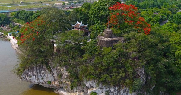 Ngọn núi cao chỉ hơn 20m ai cũng biết tên: Có hàng chục bài thơ, văn khắc trên đá đang trình lên UNESCO