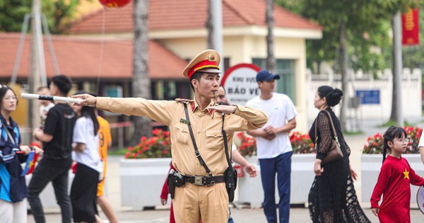 Công an Hà Nội thông báo đến tất cả người tham gia giao thông từ 7h30 ngày 7/6