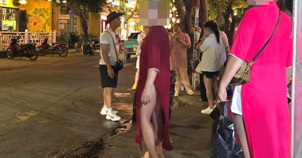 Xác minh vụ du khách nước ngoài mặc áo dài phối bikini gây bức xúc ở Hội An