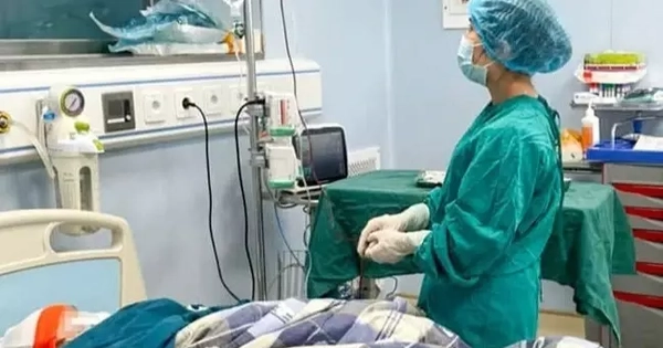Hai lần chiến thắng ung thư hiếm gặp của cậu bé 7 tuổi