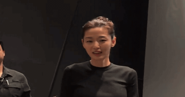 Gương mặt khiến hơn 3 triệu người phải vào xem của Jeon Ji Hyun
