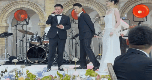 Đám cưới 1.000 tỷ hot nhất showbiz như "trại huấn luyện ngườ