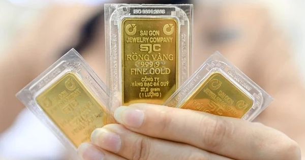 Giá vàng đồng loạt giảm đầu tuần, nhiều thương hiệu mất mốc 