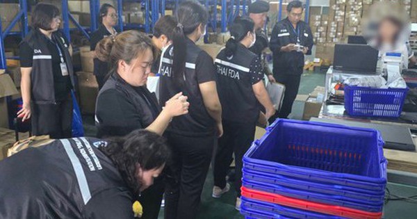 Đột kích một nhà kho, công an triệt phá đường dây buôn bán t