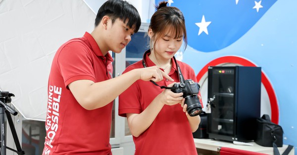 "Job-lost" vì AI trong thời đại công nghệ thay đổi quá nhanh