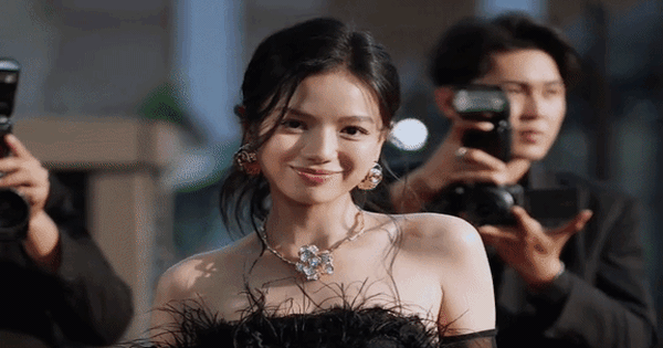 Ngoại lệ của showbiz: Mỹ nhân chưa một lần mặc xấu, đi đến đ