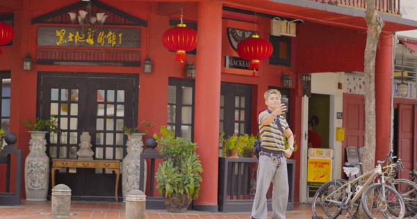 Theo chân Jun Phạm khám phá một Singapore mới mẻ qua những t