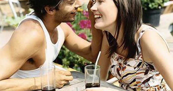 11 cách để bắt chuyện với một cô gái