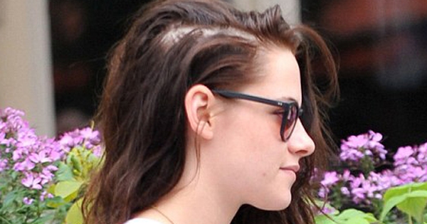 Kristen Stewart B Hi V Chuyn Tnh Cm