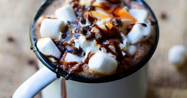 Công thức pha chocolate nóng hổi và cách dự trữ đồ uống cực hay