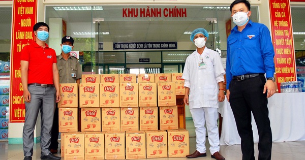 Hướng về Đà Nẵng: Nhãn hàng Otto trao tặng 10.000 suất bánh ăn sáng sợi thịt gà ủng hộ tuyến đầu phòng dịch