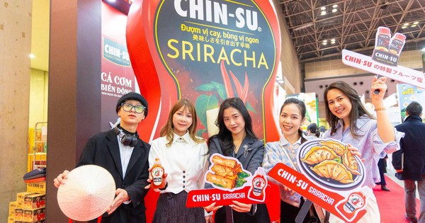 View - Tương ớt Chinsu Sriracha vừa ra mắt đã "dậy sóng" ở Nhật Bản, vì vị cay thơm cực độc đáo!