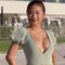 Louis Phạm diện bikini nóng bỏng, khẳng định đã xin lỗi bạn trai Việt kiều sau video hôn trai lạ gây xôn xao