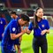 Nữ tỷ phú Madam Pang quyền lực và giàu có vì sao vẫn khiến người hâm mộ Thái Lan buồn lòng?