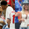 Dàn WAGs Anh nóng bỏng "đổ bộ" World Cup: Bạn gái Bellingham visual sáng bừng, vợ Pickford gặp sự cố dở khóc dở cười