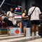 Nhiều người Pháp lần đầu sở hữu chiếc quạt máy trong đời: Cháy sạch hàng sau 30 phút, bán gấp 1.000 lần ngày thường, điều hòa lại càng là xa xỉ phẩm