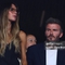 Chủ tịch David Beckham diện vest phong độ cùng vợ Victoria chiếm trọn "spotlight" khán đài khi đi xem trận đấu của Messi