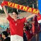 Gái xinh Nghệ An cưới "cầu thủ nghèo nhất Việt Nam", gây chú ý với lịch trình 5 ngày bay 3 nước để "tiếp lửa" chung kết Việt Nam vs Thái Lan