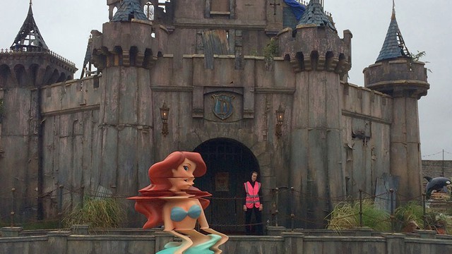 12 bí ẩn rùng rợn mà công viên Disneyland không muốn cho bạn biết, điều thứ  7 sẽ làm bạn rợn tóc gáy