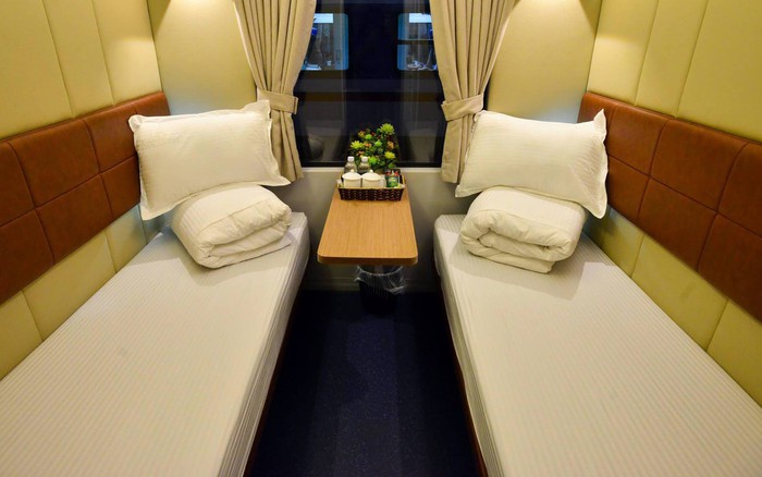 Khoang 2 giường VIP trên tàu SE22