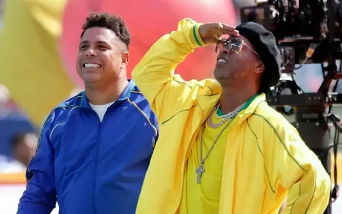 Ronaldo và Ronaldinho xuất hiện gây ngỡ ngàng ở trận chung kết