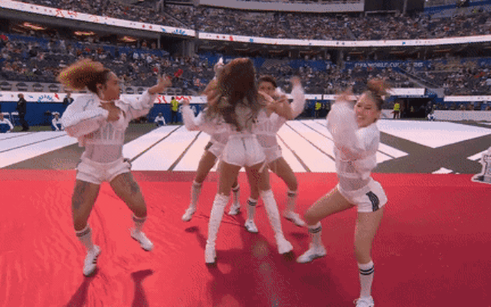 Lisa (BLACKPINK) thu về 285 tỷ đồng từ màn trình diễn tại World Cup 2026