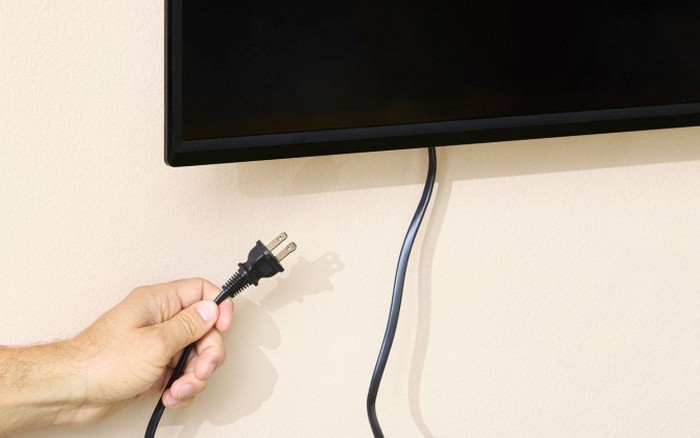 Lời khuyên cho những gia đình ít bật TV nhưng cắm điện 24/24