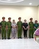 Triệt phá đường dây buôn bán nước hoa lậu quy mô lớn