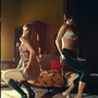 Lisa lại lộ “da thịt” nóng bỏng mắt, nhan sắc thăng hạng “chặt đẹp” IT girl thế hệ mới